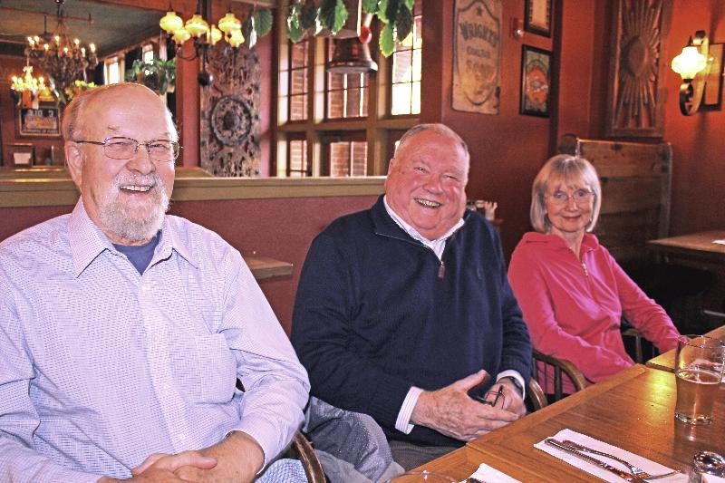 CANDOERs at Dinner